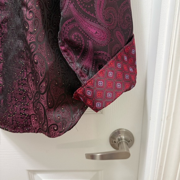 Robert Graham Limited Edition Scattered Stars in Burgundy - Picture 7 of 8